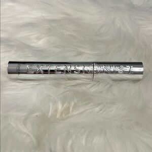 L'Oreal Extensionist Mascara - Blackest Black